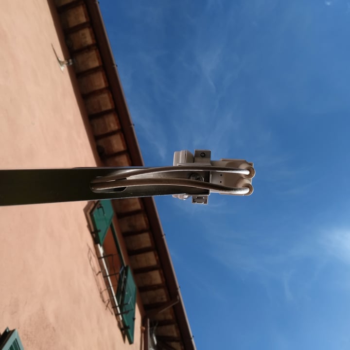 Parabola installata - Illuminatore visto da sotto